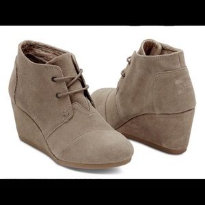 Toms wedges